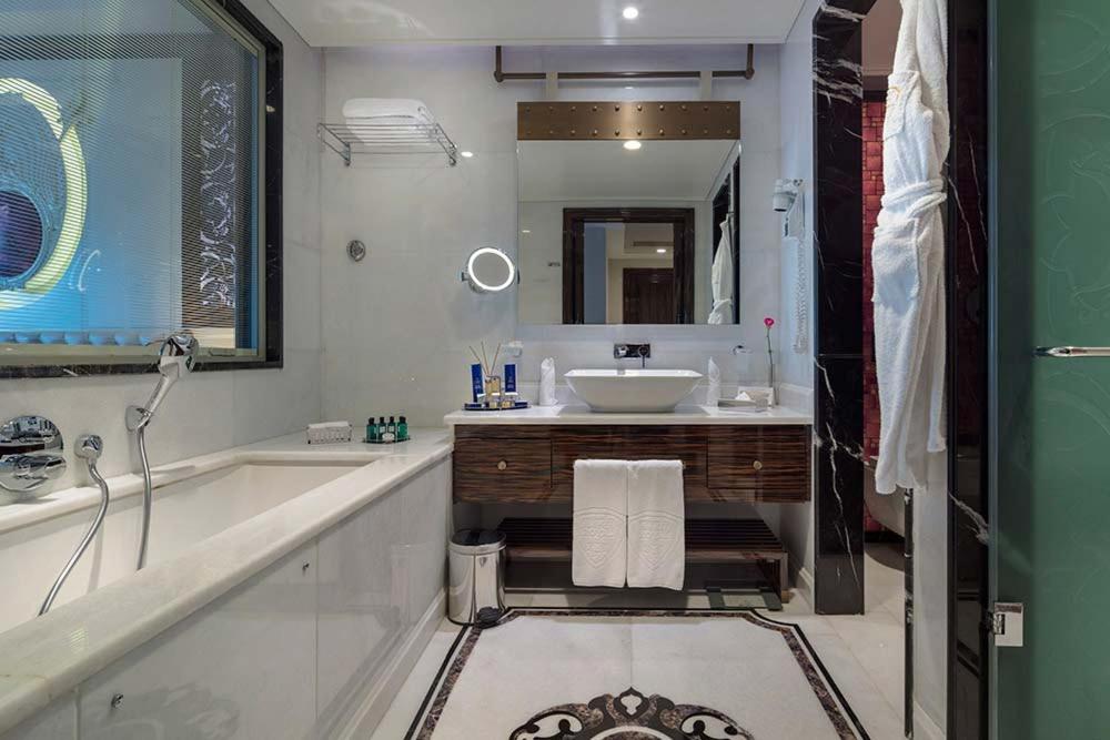 Deluxe Triple Room Sea View