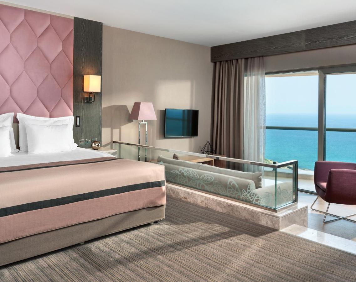 Deluxe King Room Sea View