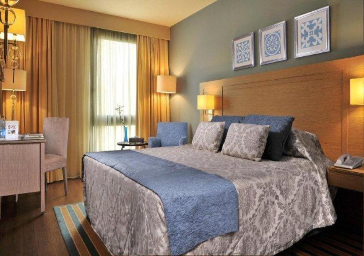 Deluxe Double or Twin Room with Garden View,1212368401:JPEG