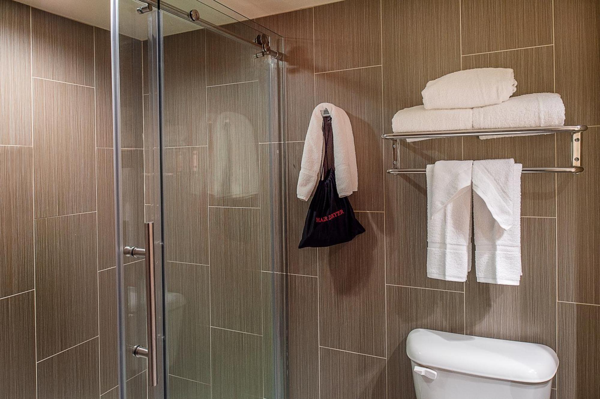 Superior King Suite