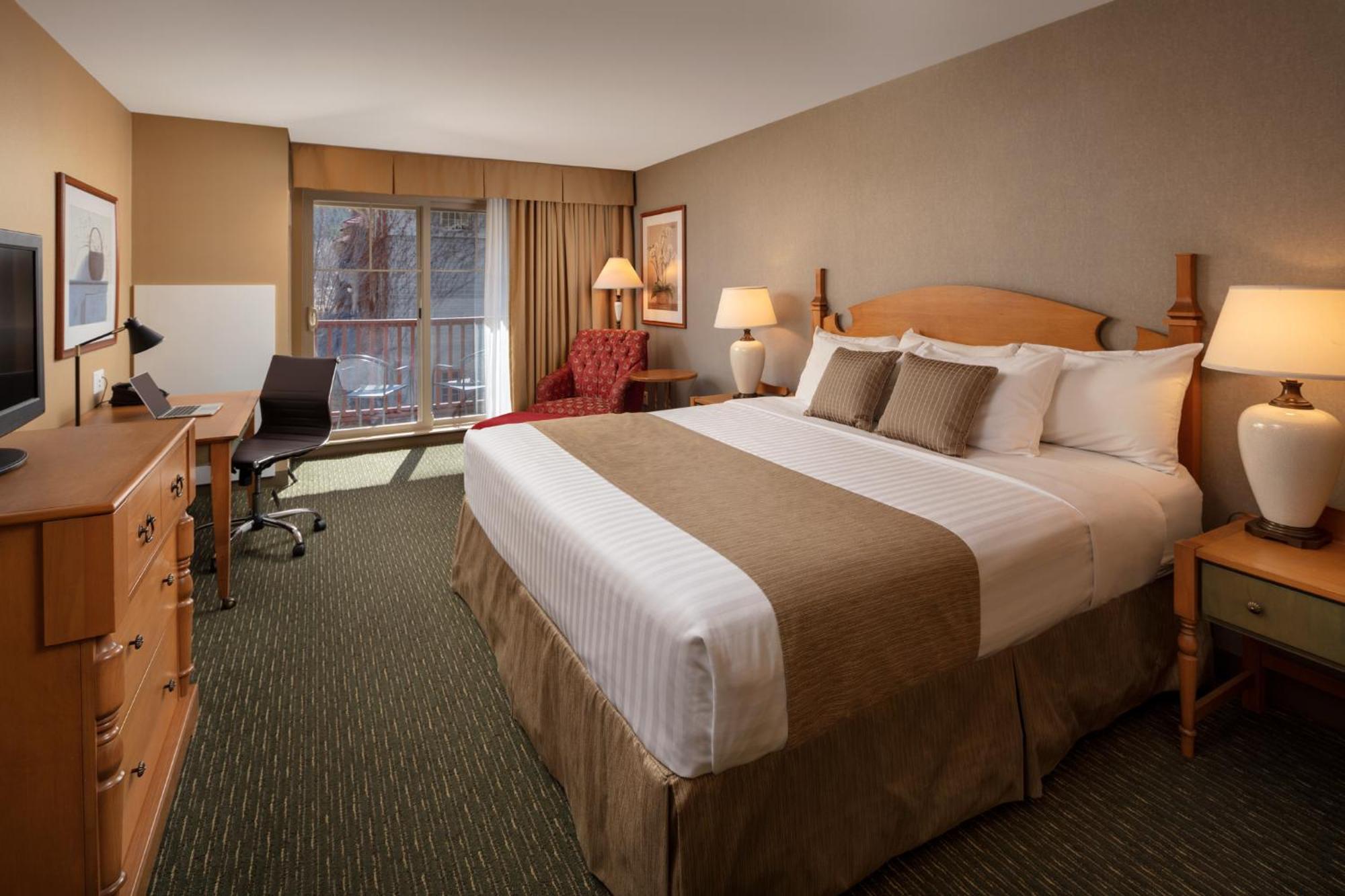 Standard King Room