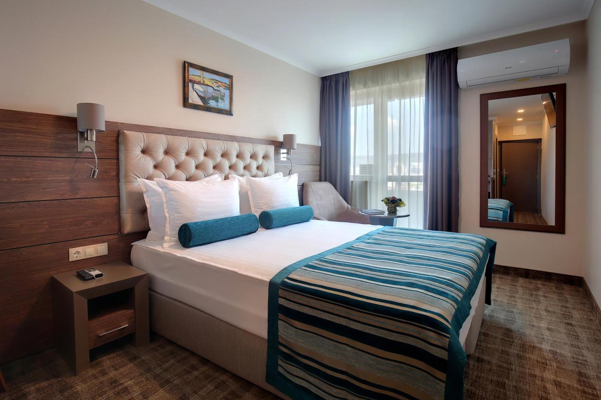 Double Room,1227083378:JPEG