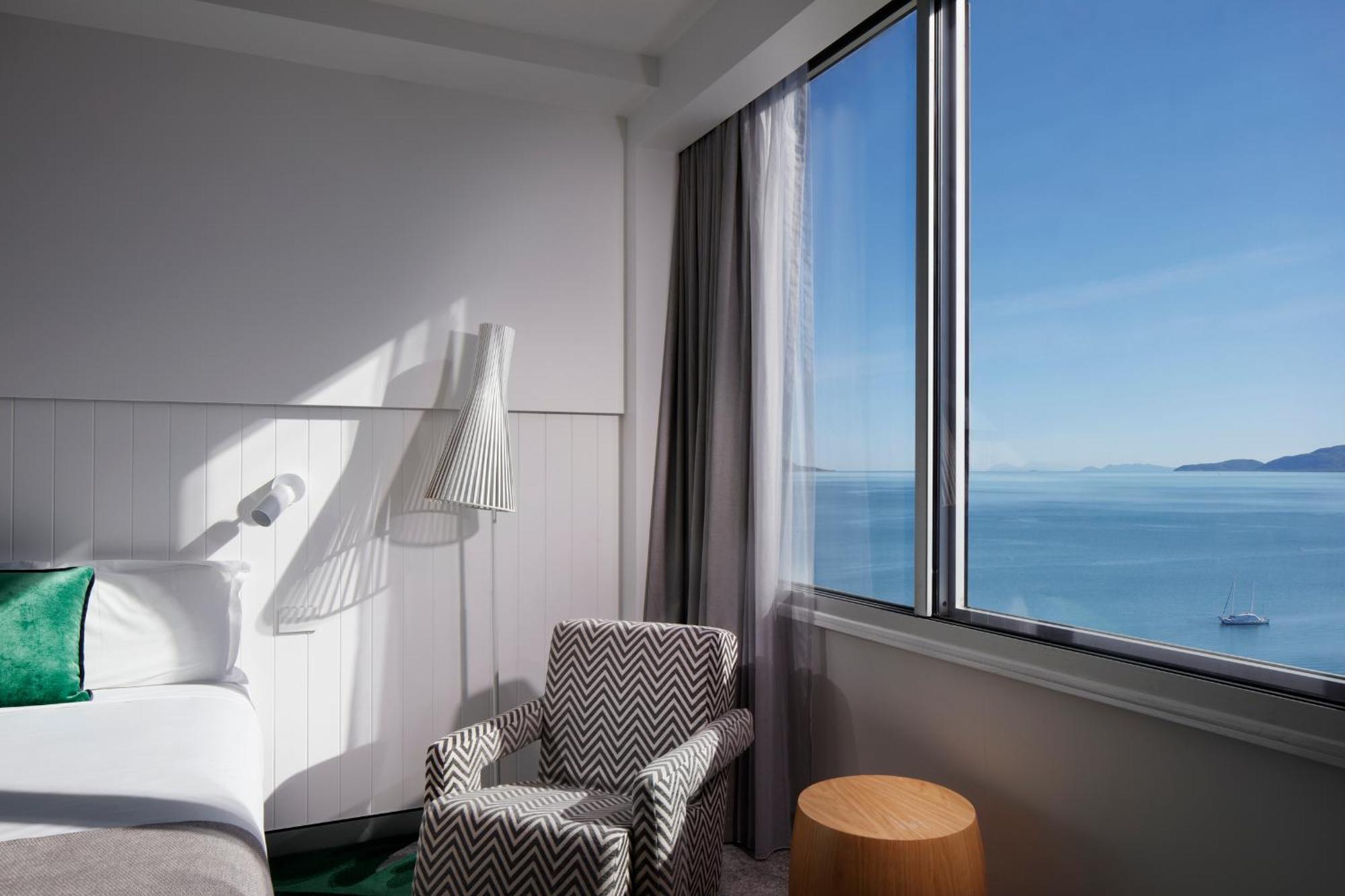 Resort Twin Room Ocean View