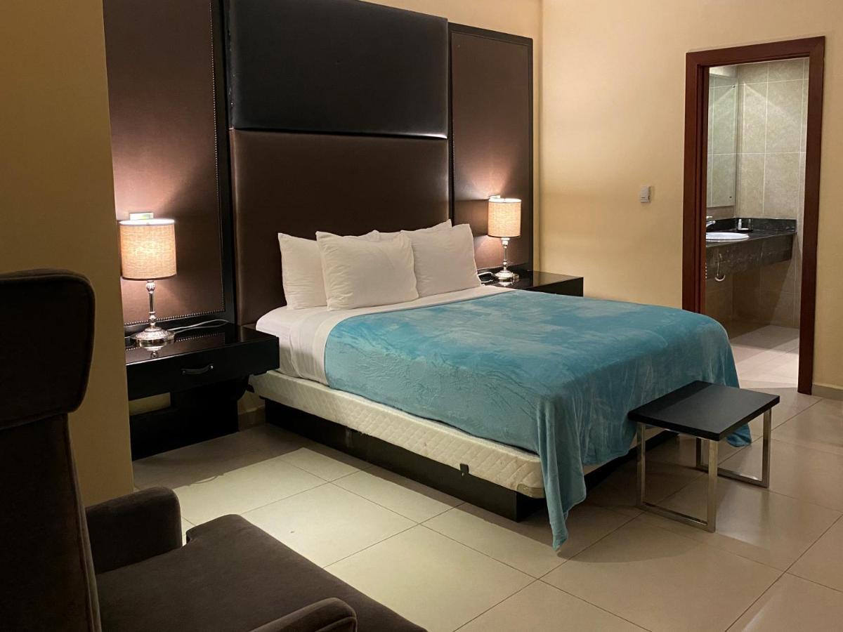 One Full Bedroom Interior View,1674726188:JPEG