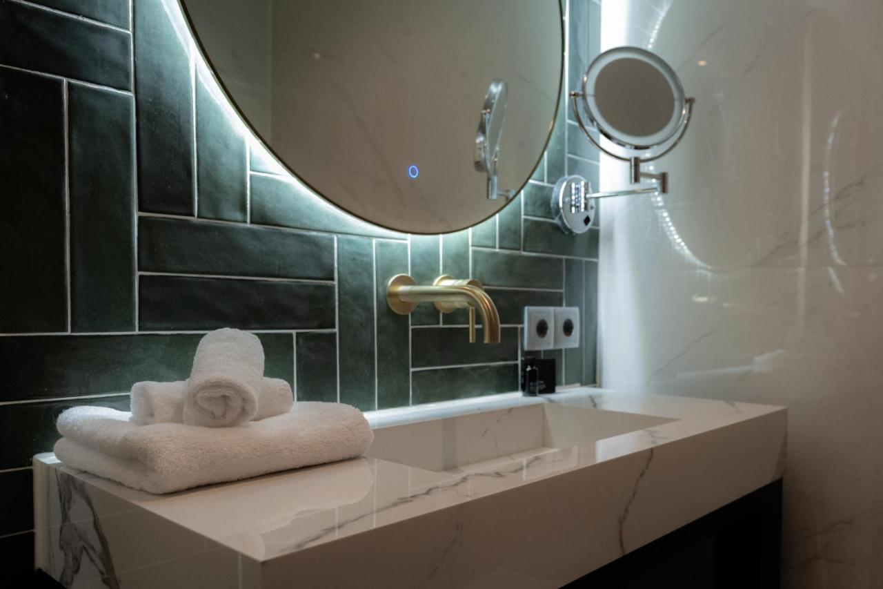 Loft King Suite