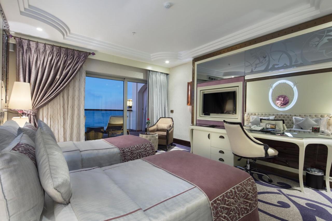 Deluxe Triple Room Sea View