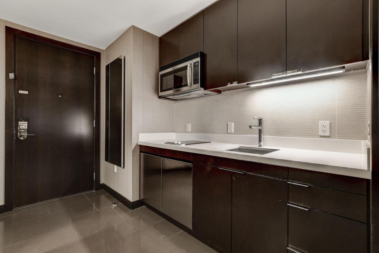 Suite City View