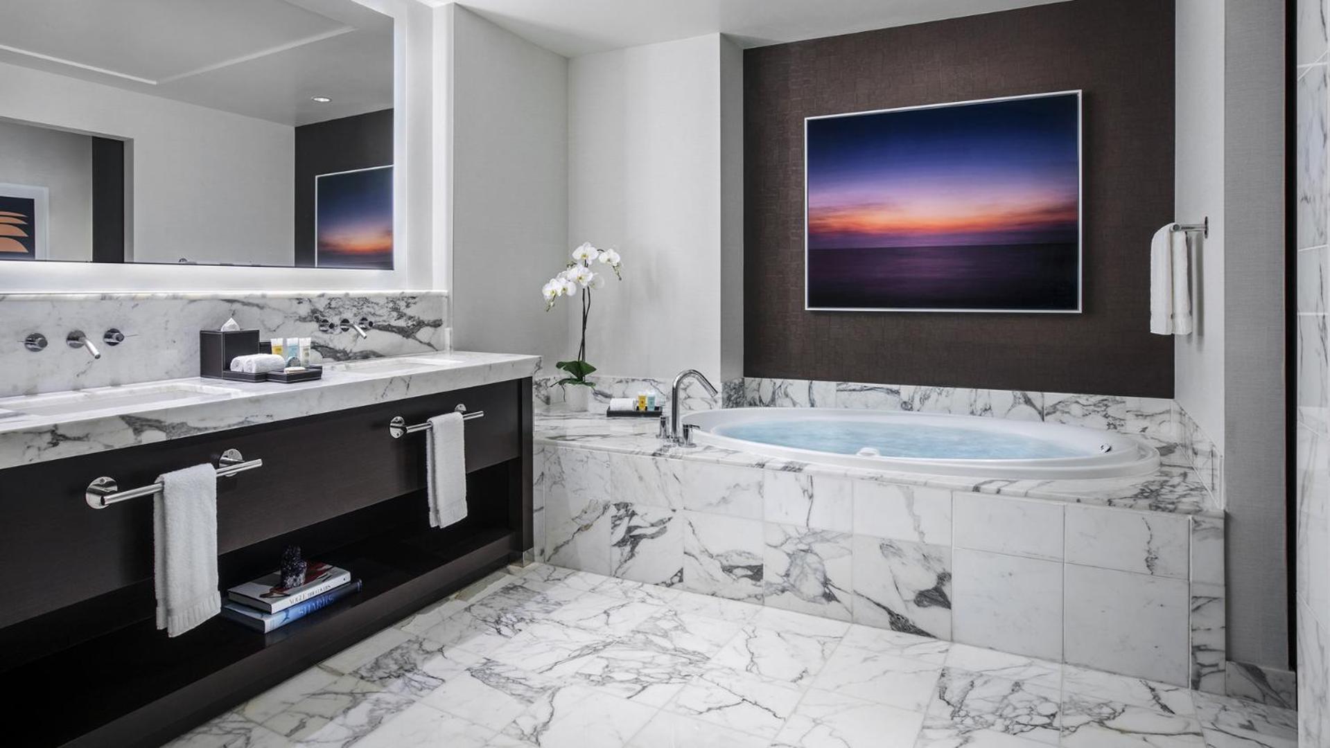 Signature Suite 1 King Bed