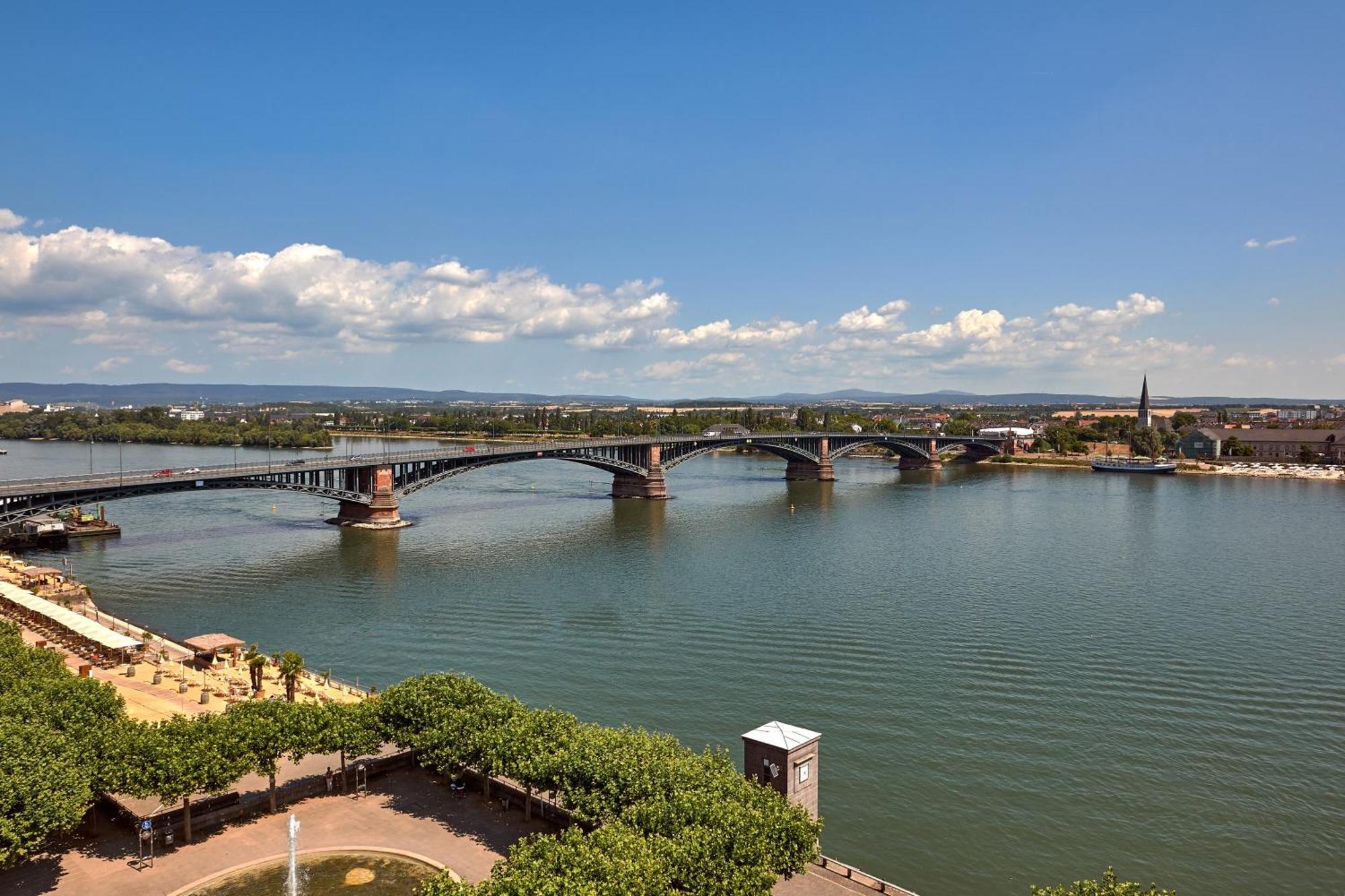 King Deluxe Room with River View - Rhine Wing,1746818231:JPEG