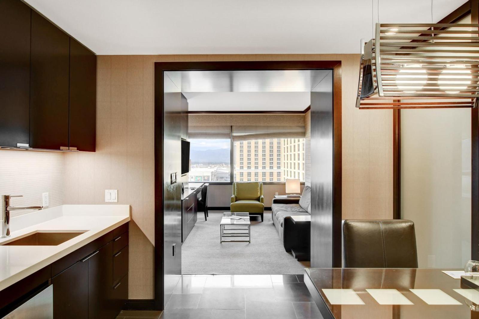 Superior King Suite