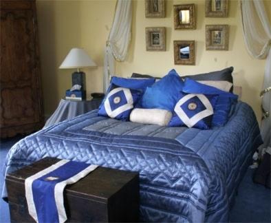 King Suite with Sofa Bed - Non-Smoking