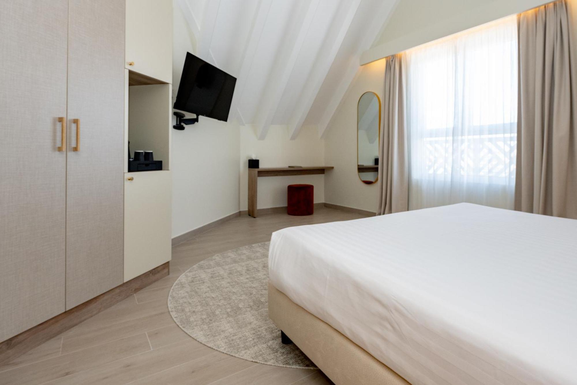 Loft King Suite