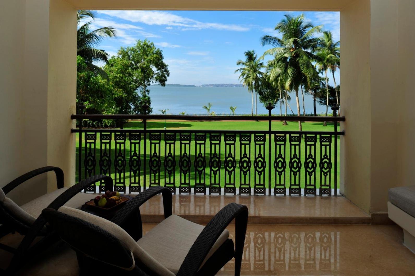 King Room Balcony Bay View