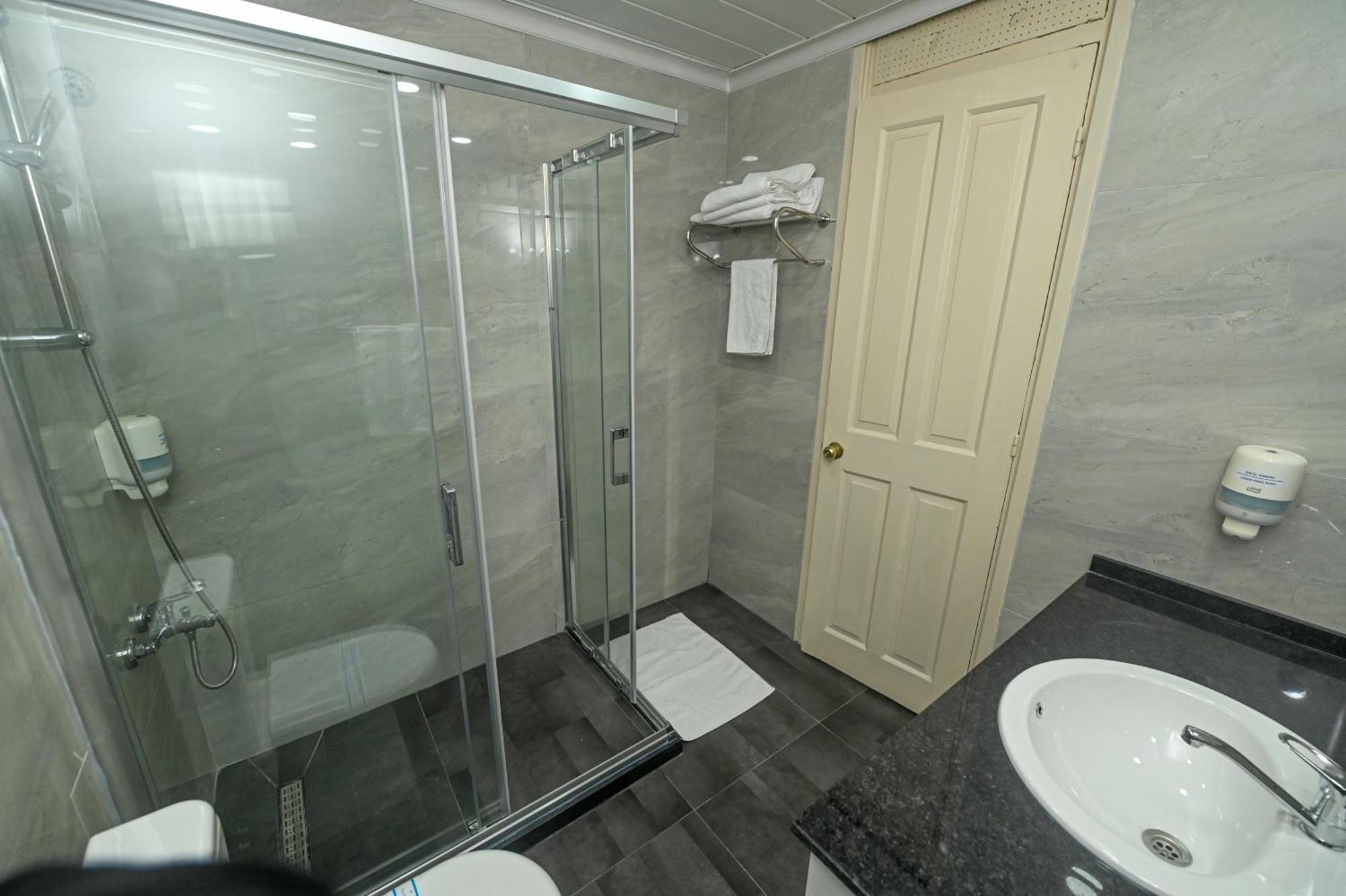 Double or Twin Room with City View