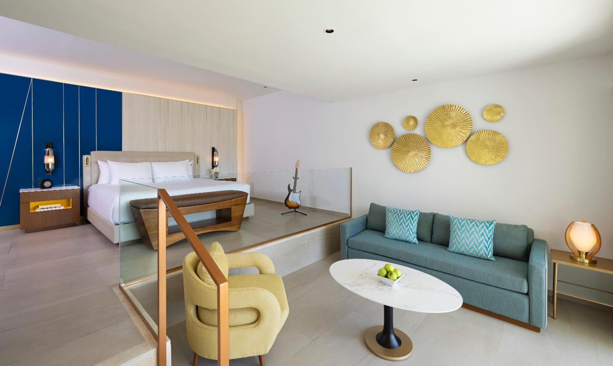 Caribbean Sand Suite King & Sofa,1610221096:JPEG