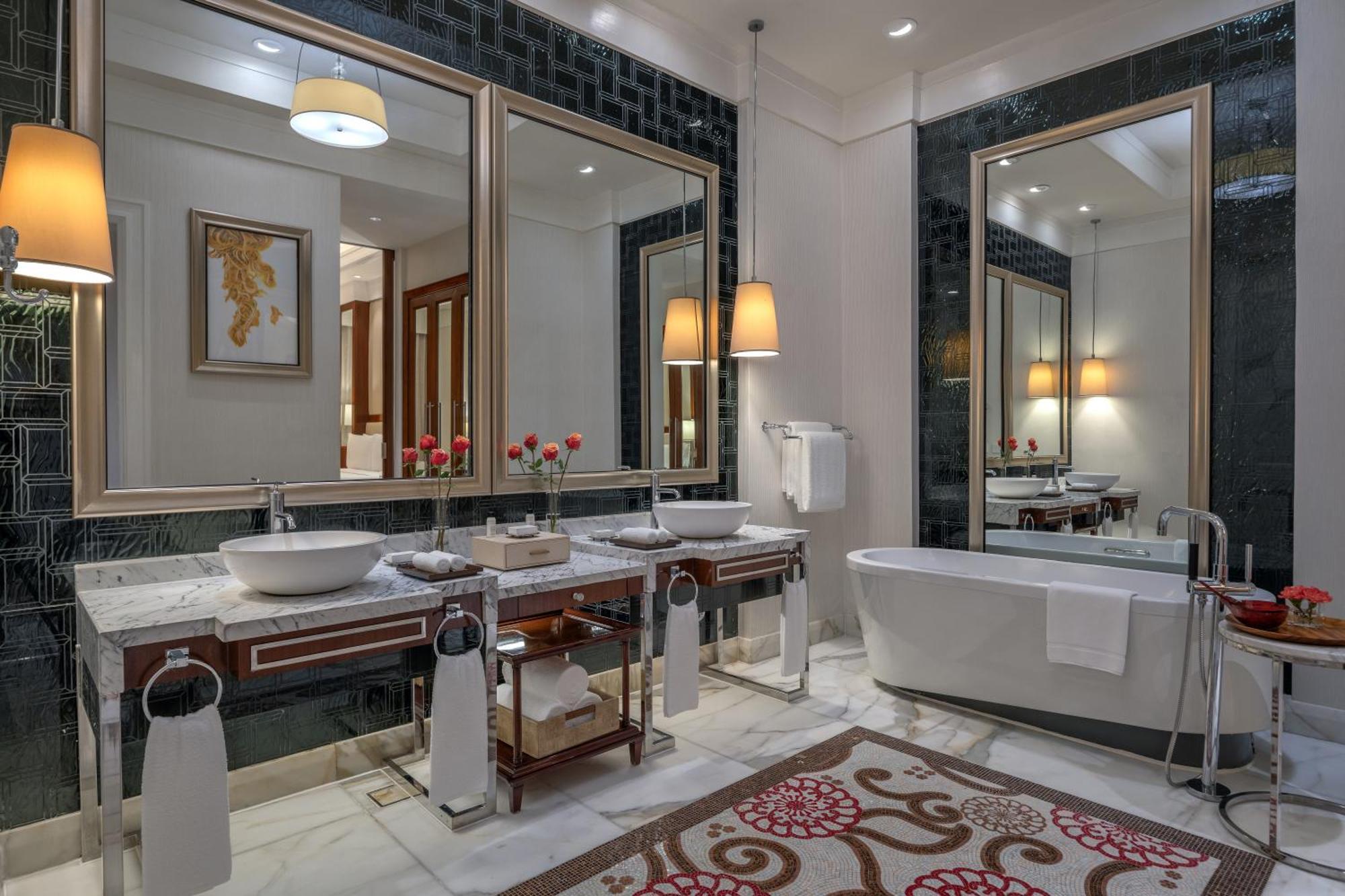 Premiere Suite