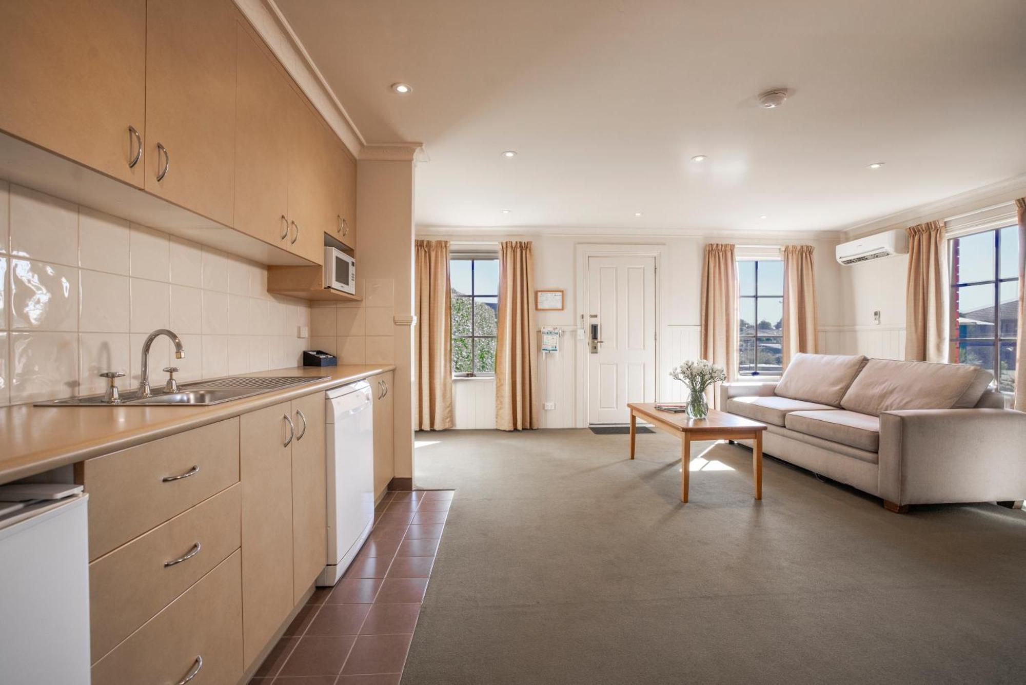 One-Bedroom Garden Villa