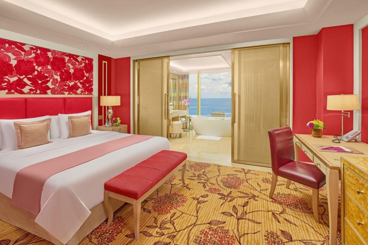 Deluxe King Room,1641067936:JPEG