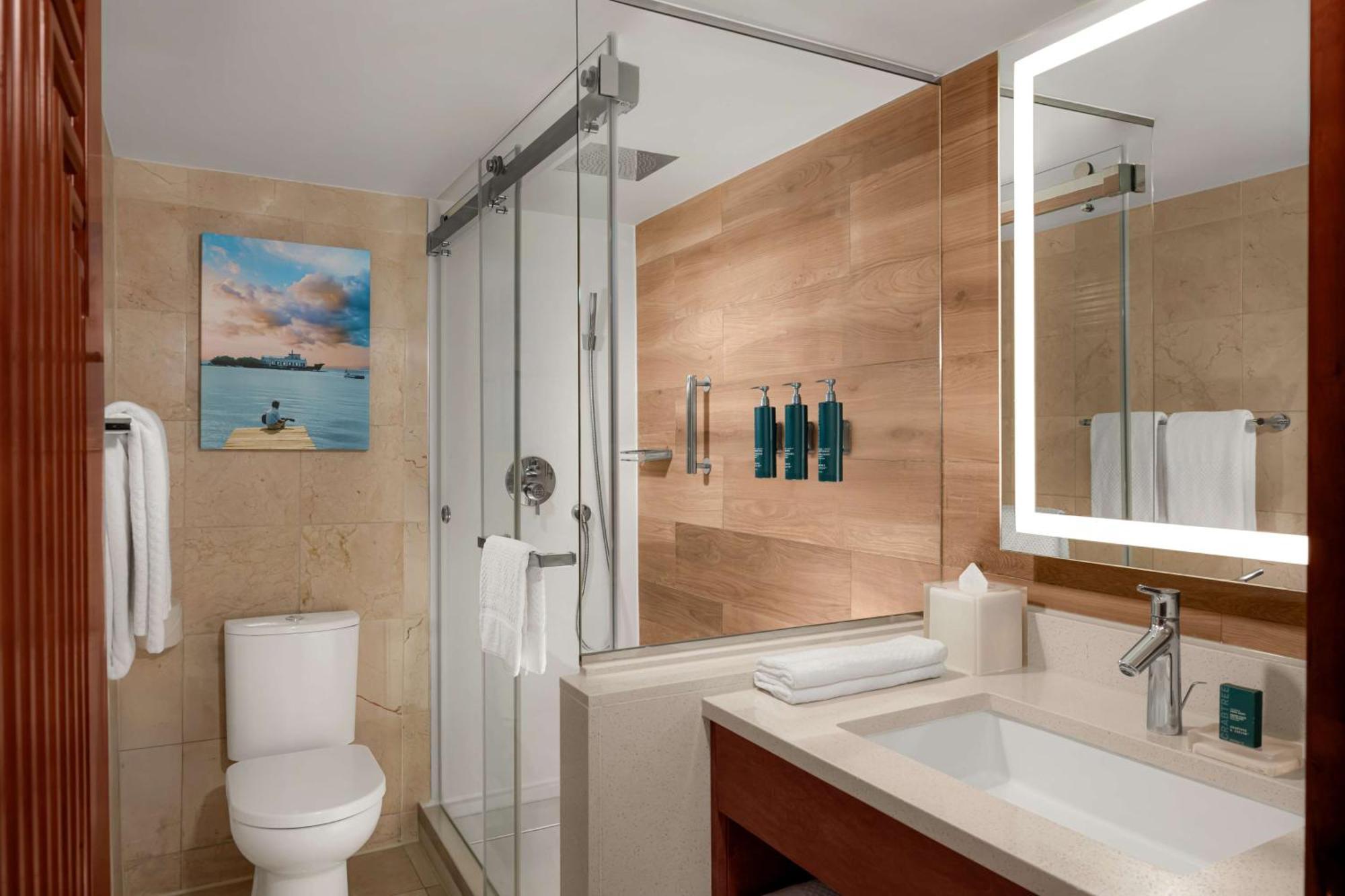 Curacao Tower Room with Two Double Beds and Limited View,1642316991:JPEG