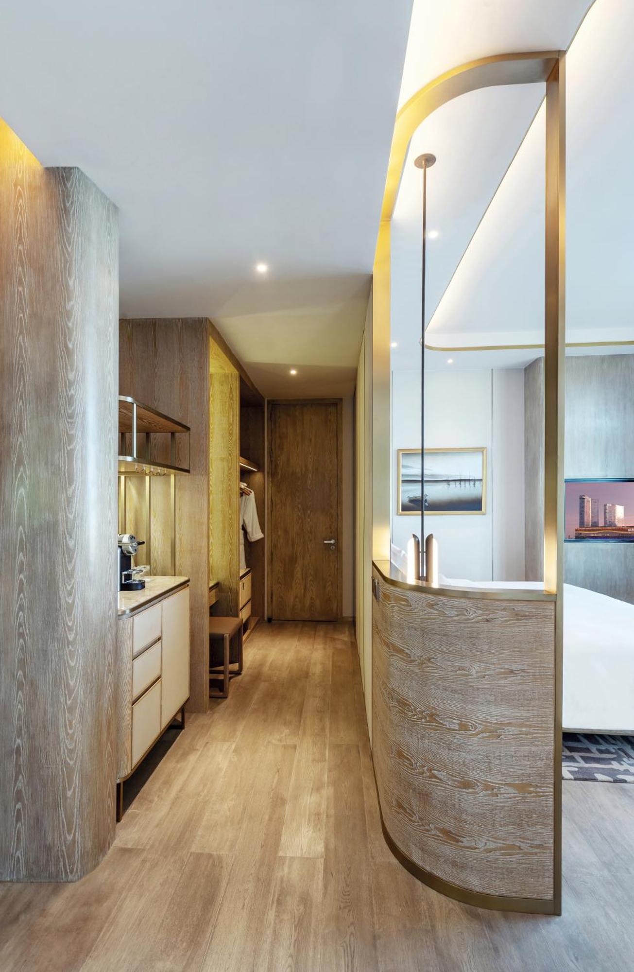 Signature Seaview King