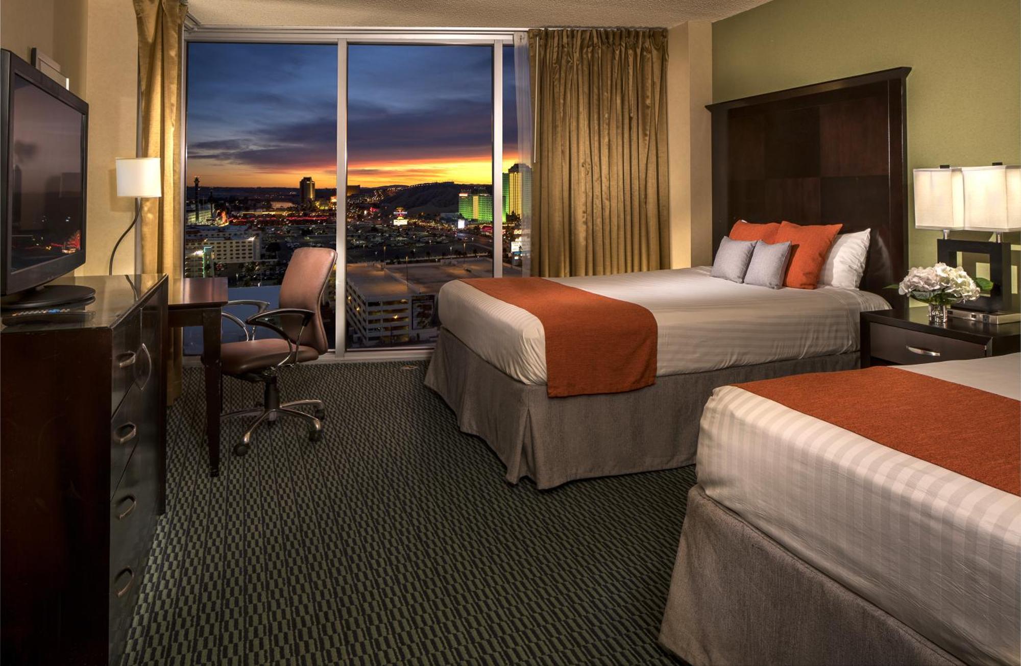 Luxury Guest Room - Bed Type Assigned at Check-In,1651740126:JPEG