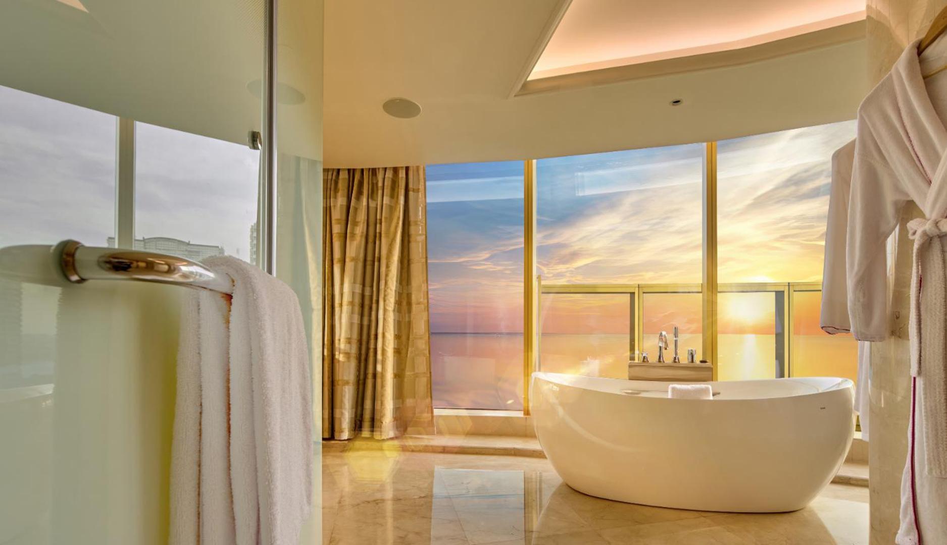 Executive Suite Double Executive Lounge Access