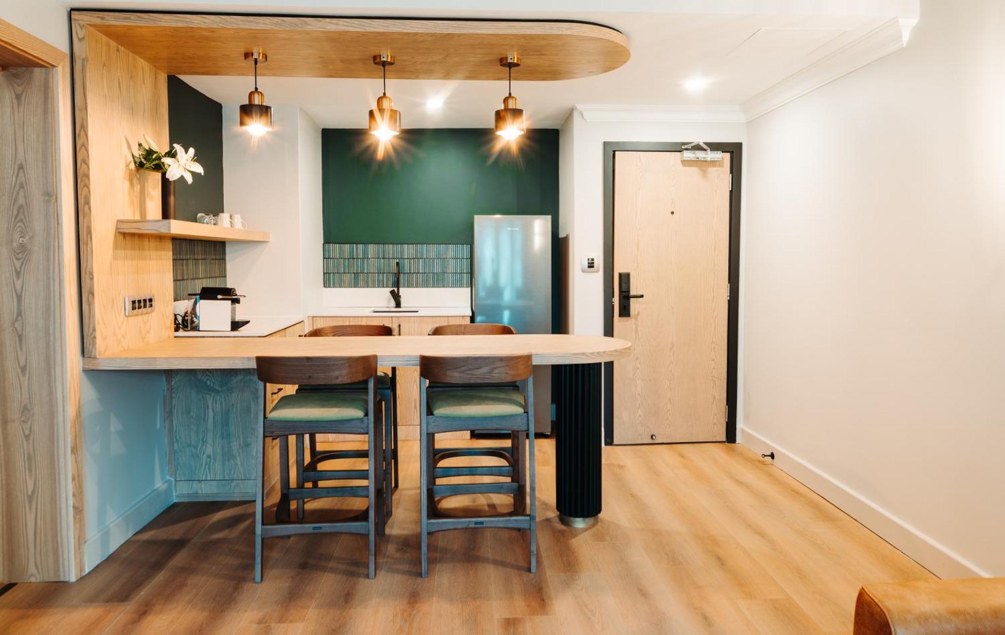 One-Bedroom Apartment - Non-Smoking