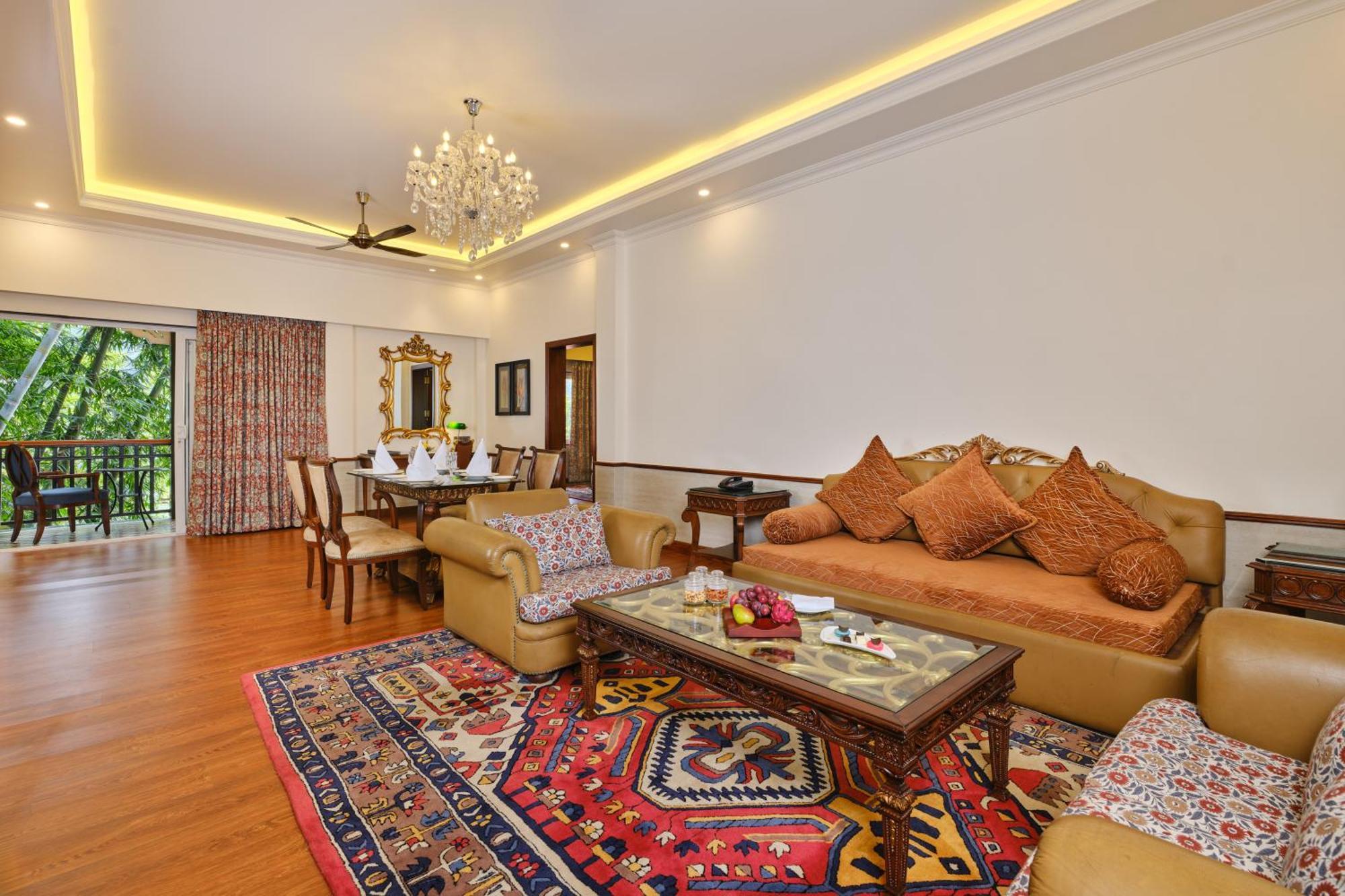 Deluxe Suite - 10% Discount on Foods & Soft Beverages* | 15% Discounts on Laundry Services* | INR 500 spa credit during your stay on selective Massage services. TnC Apply.* | Free Mini-bar - 2 cans of soft Beverages (Once on Arrival)