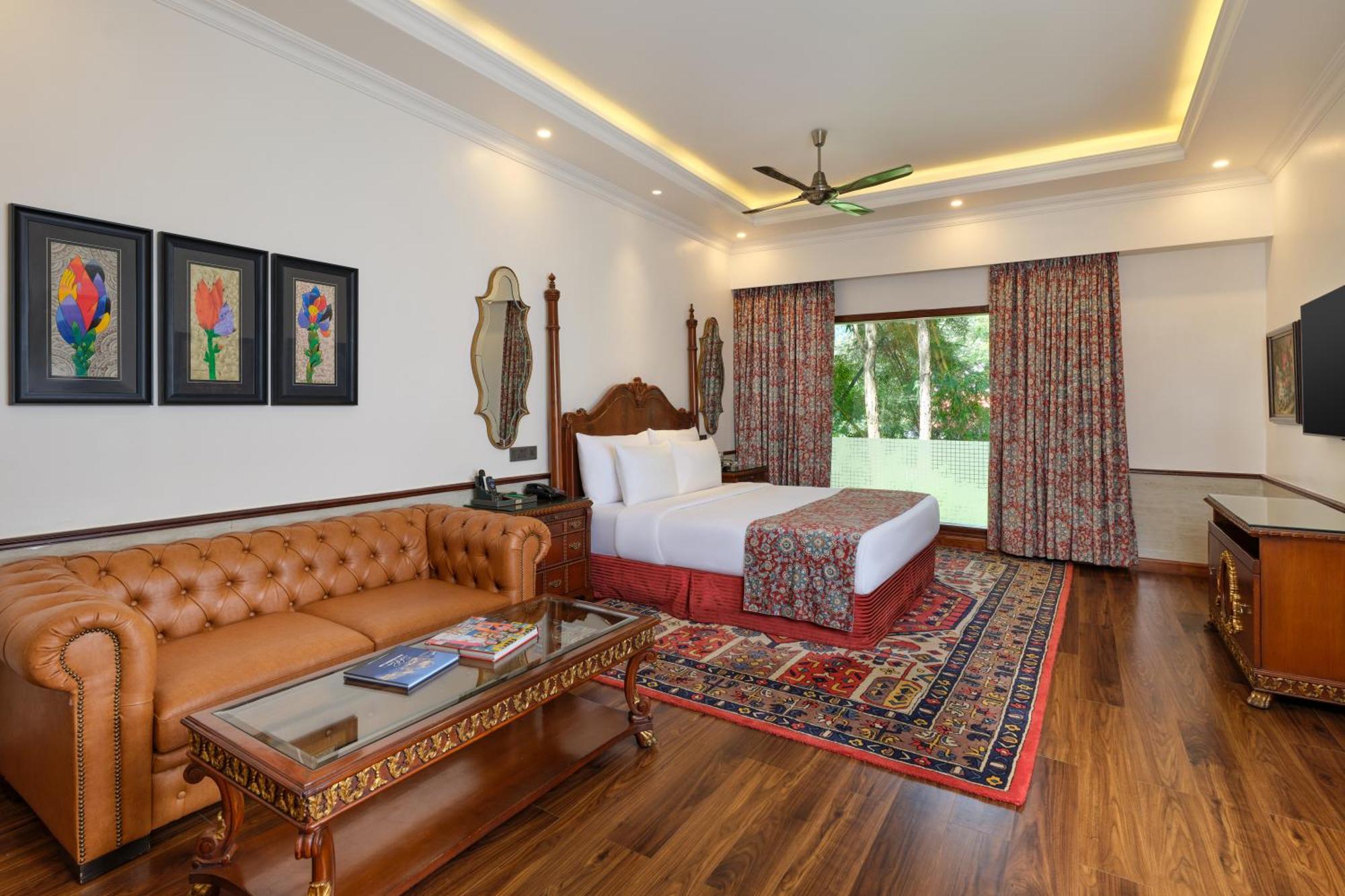 Crown Villa on Foods & Soft Beverages* | Discounts on Laundry Services* | INR 500 spa credit during your on selective Massage services TnC Apply* | Minibar 2 cans of soft Beverages Once on Arrival