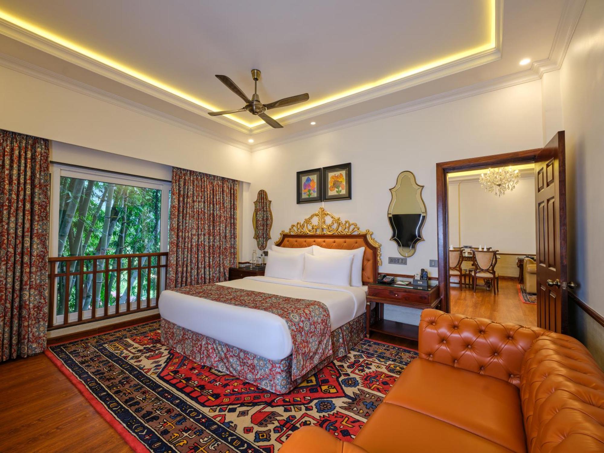 Deluxe Suite on Foods & Soft Beverages* 
