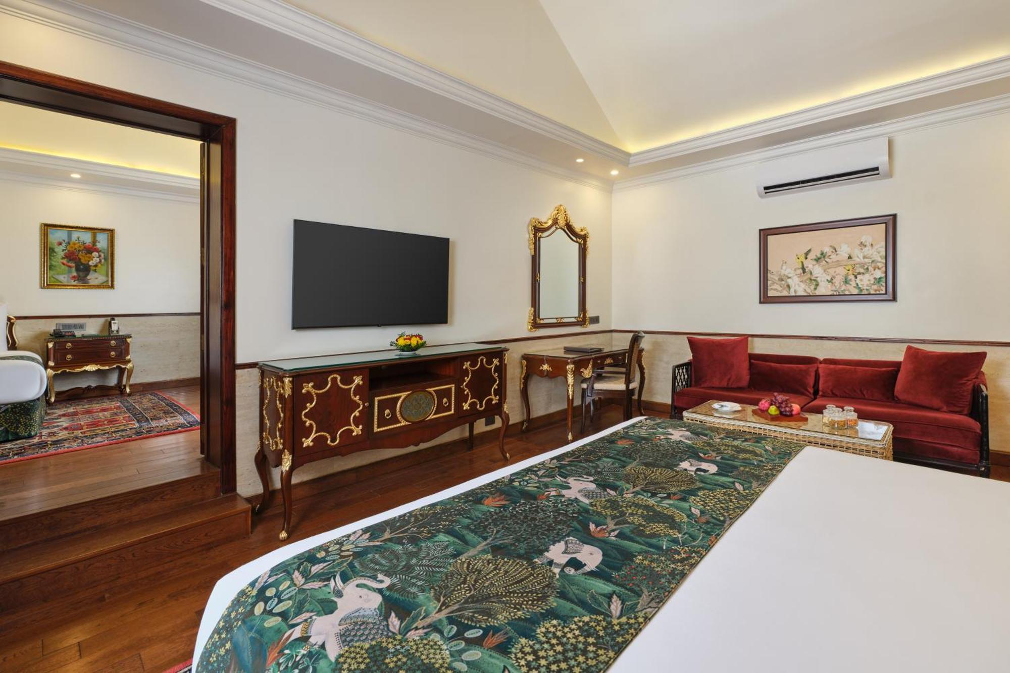 Family Room on Foods & Soft Beverages* | Discounts on Laundry Services* | INR 500 spa credit during your on selective Massage services TnC Apply* | Minibar 2 cans of soft Beverages Once on Arrival