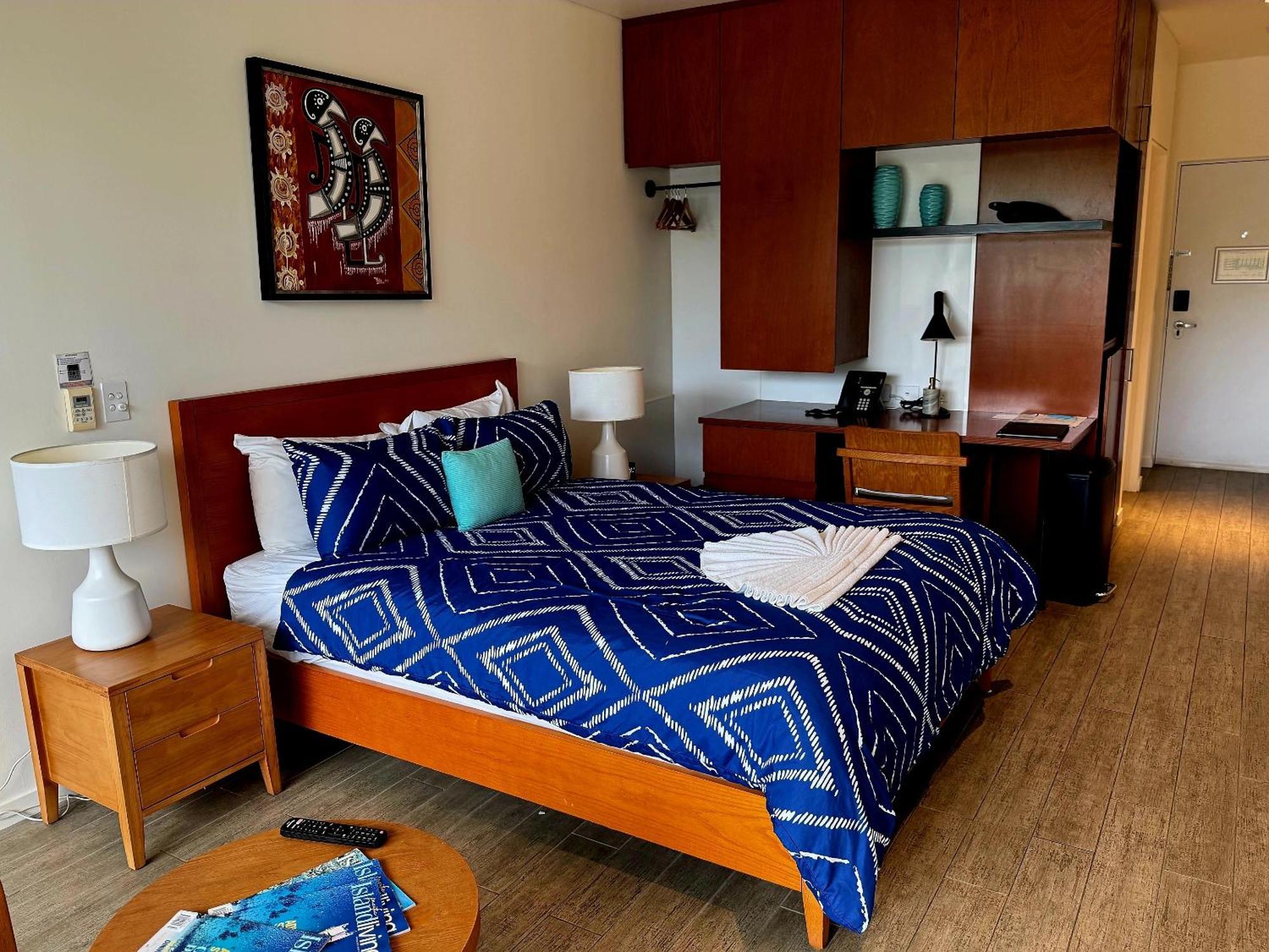 Deluxe Suite with Resort View
