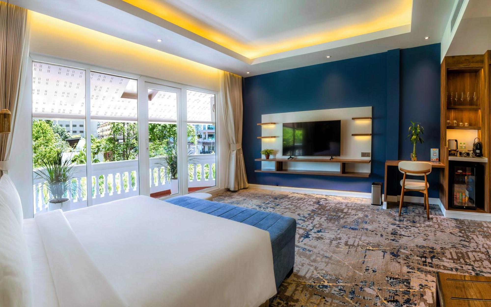 Junior Suite Beachfront