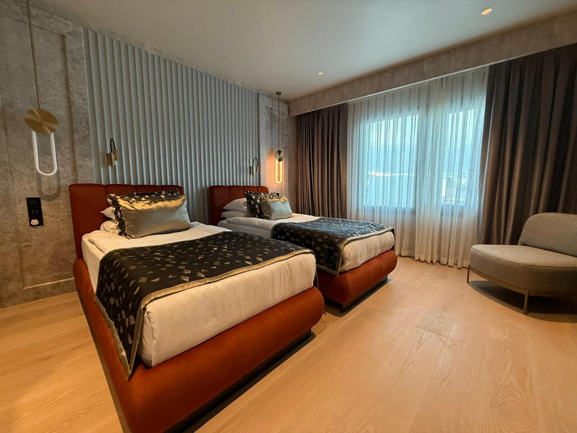 Executive Suite