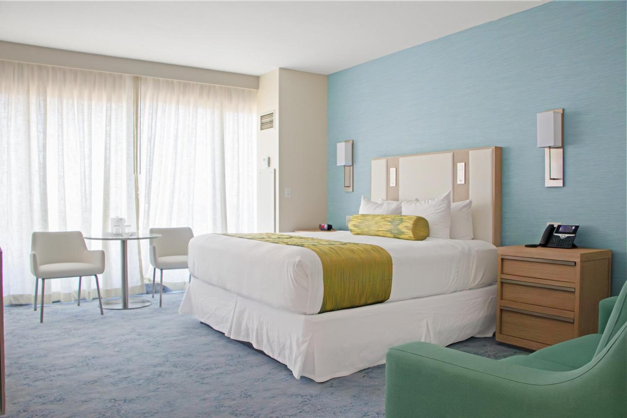 Luxury King Room,1201927615:JPEG