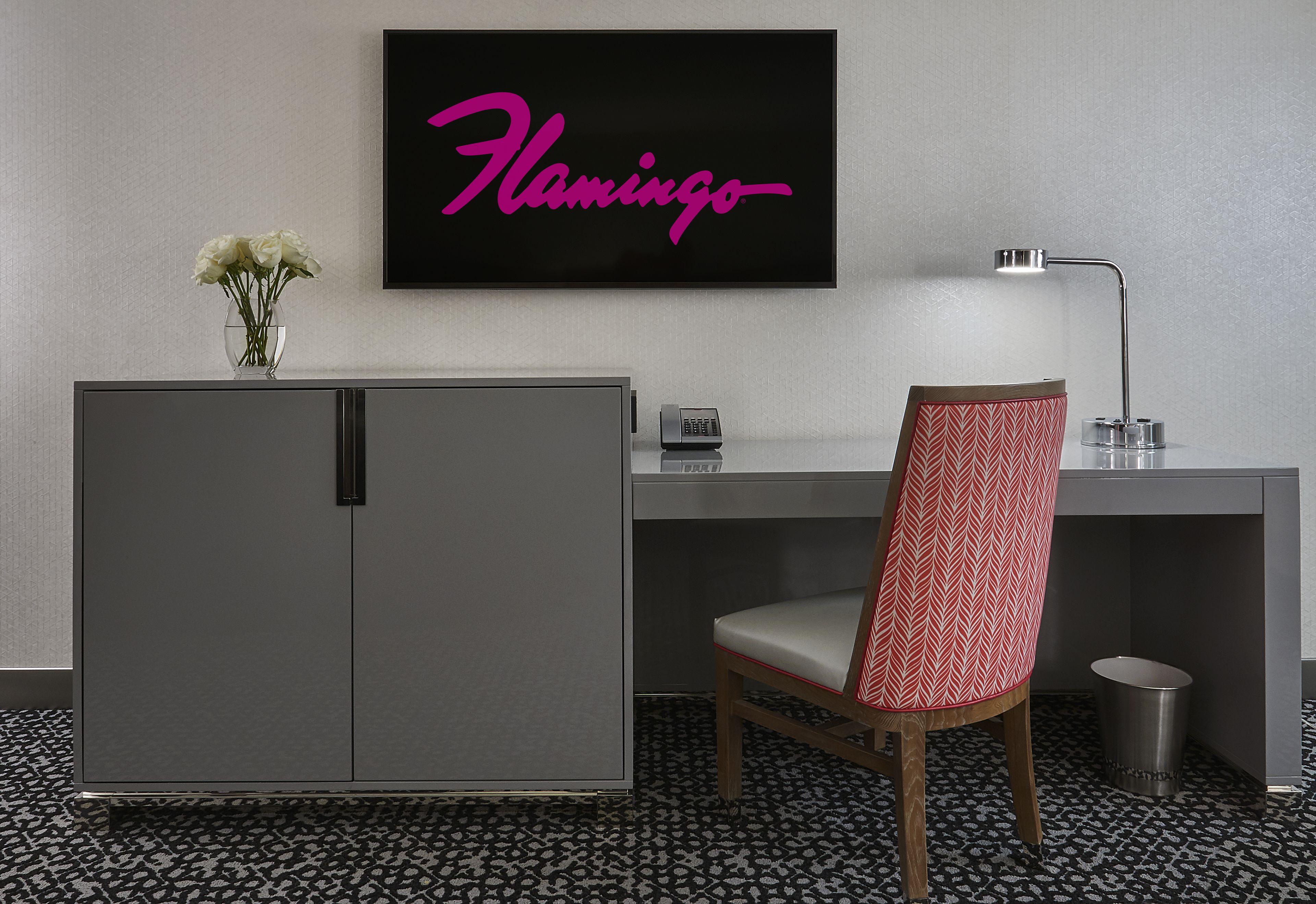 Flamingo Room 1 King Attraction View Habitat Tower
