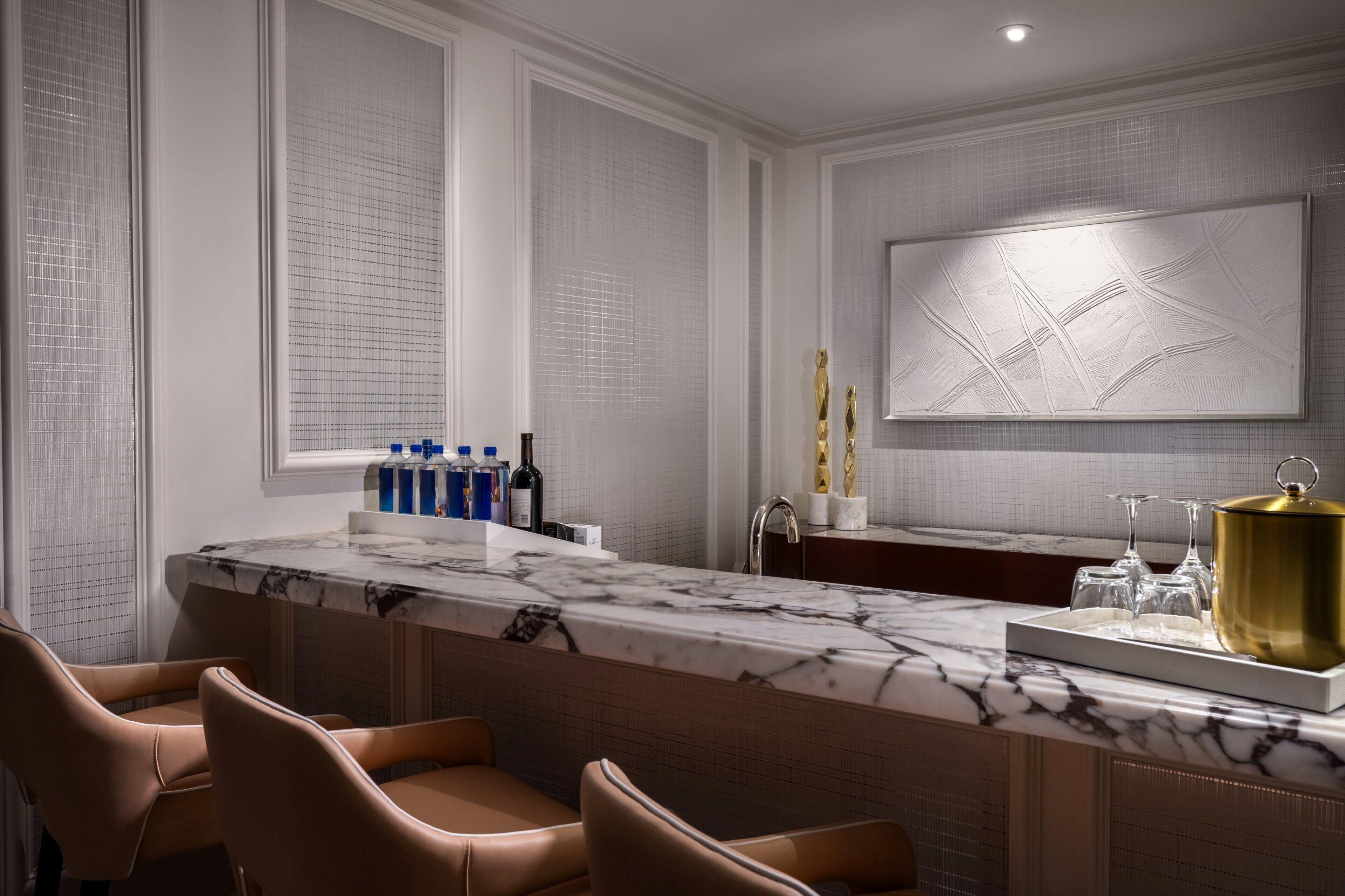 Penthouse Suite