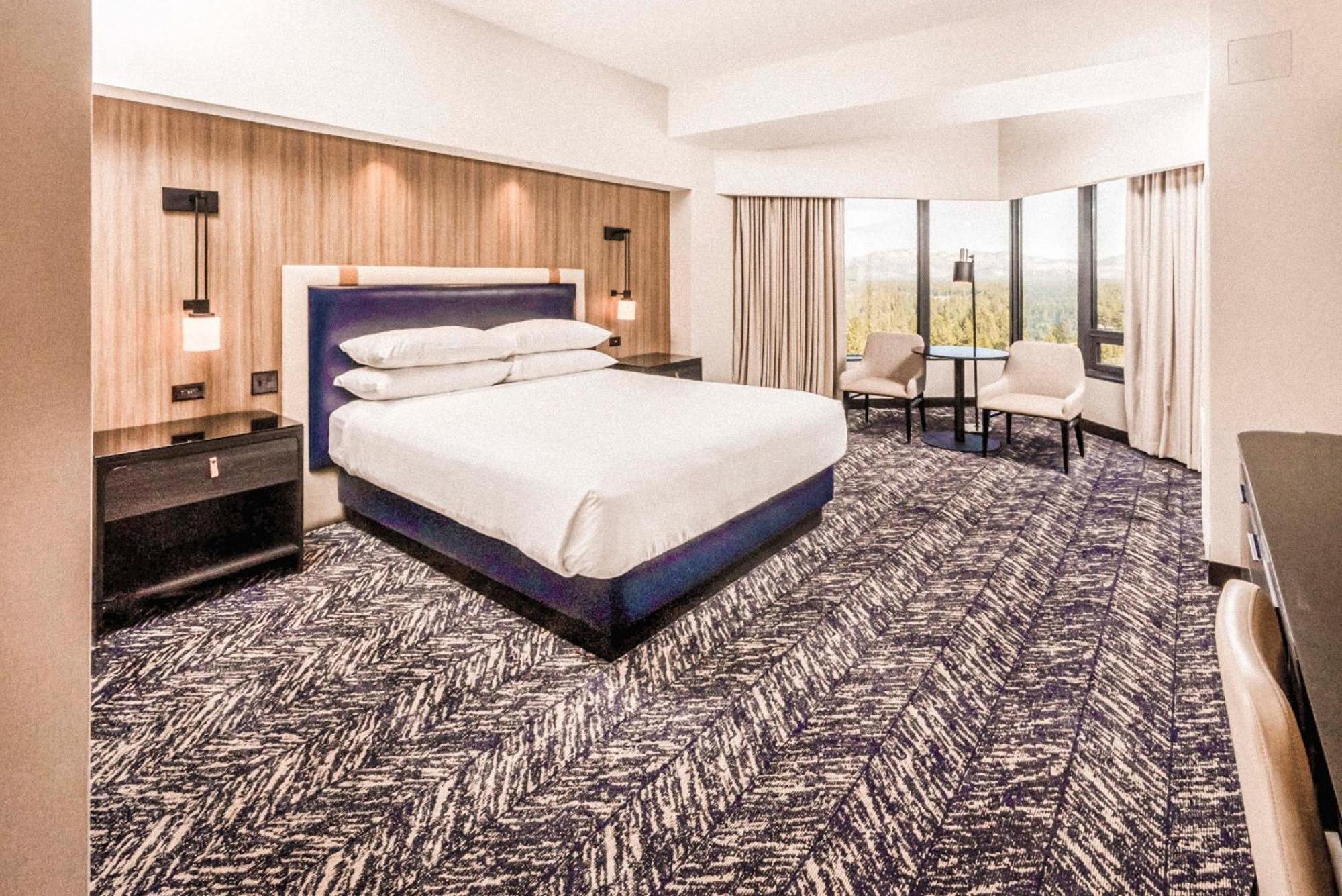 Romulus View Room 1 King