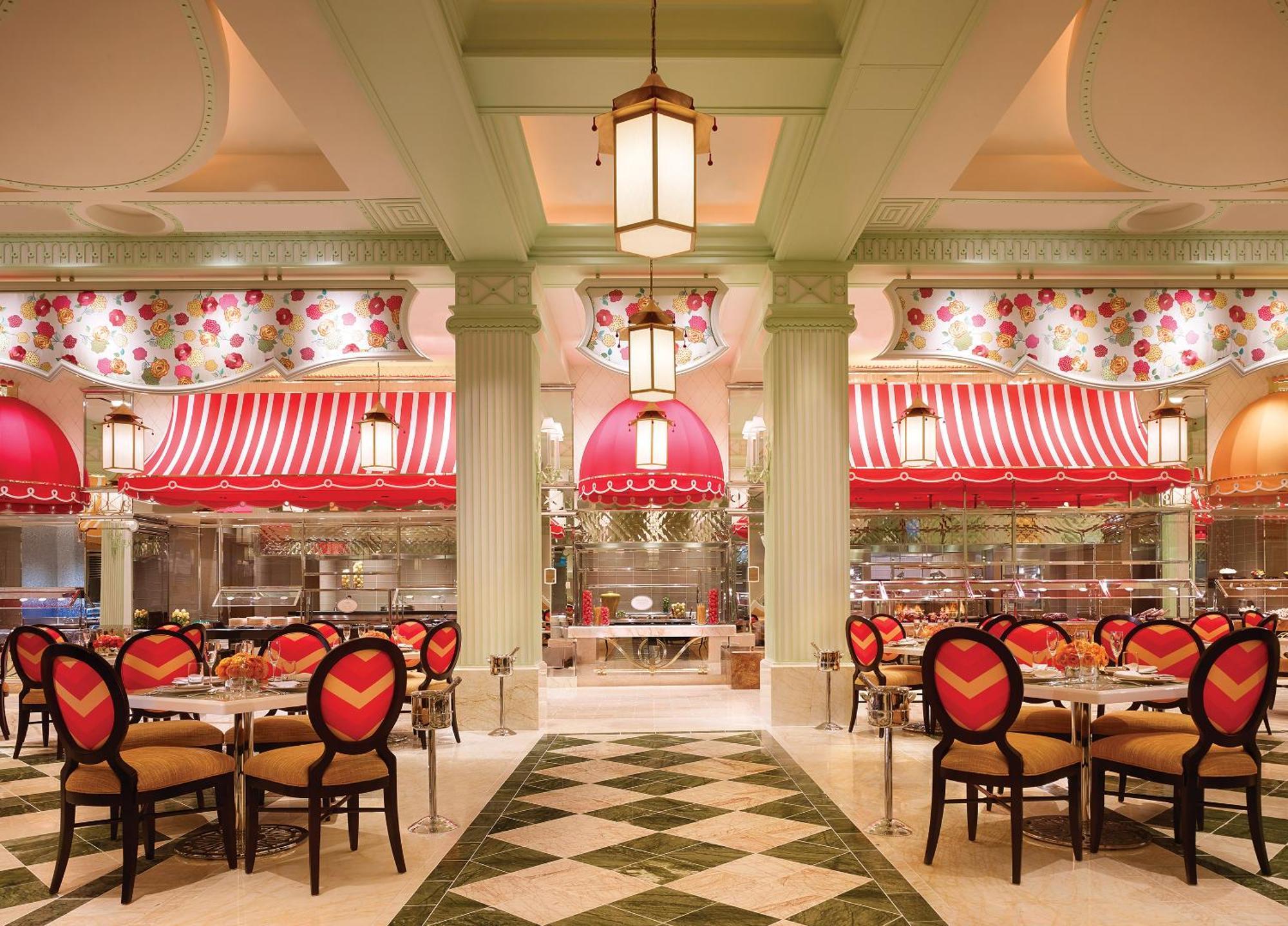 Wynn Panoramic View King Enjoy Daily Brunch Two at the Buffet