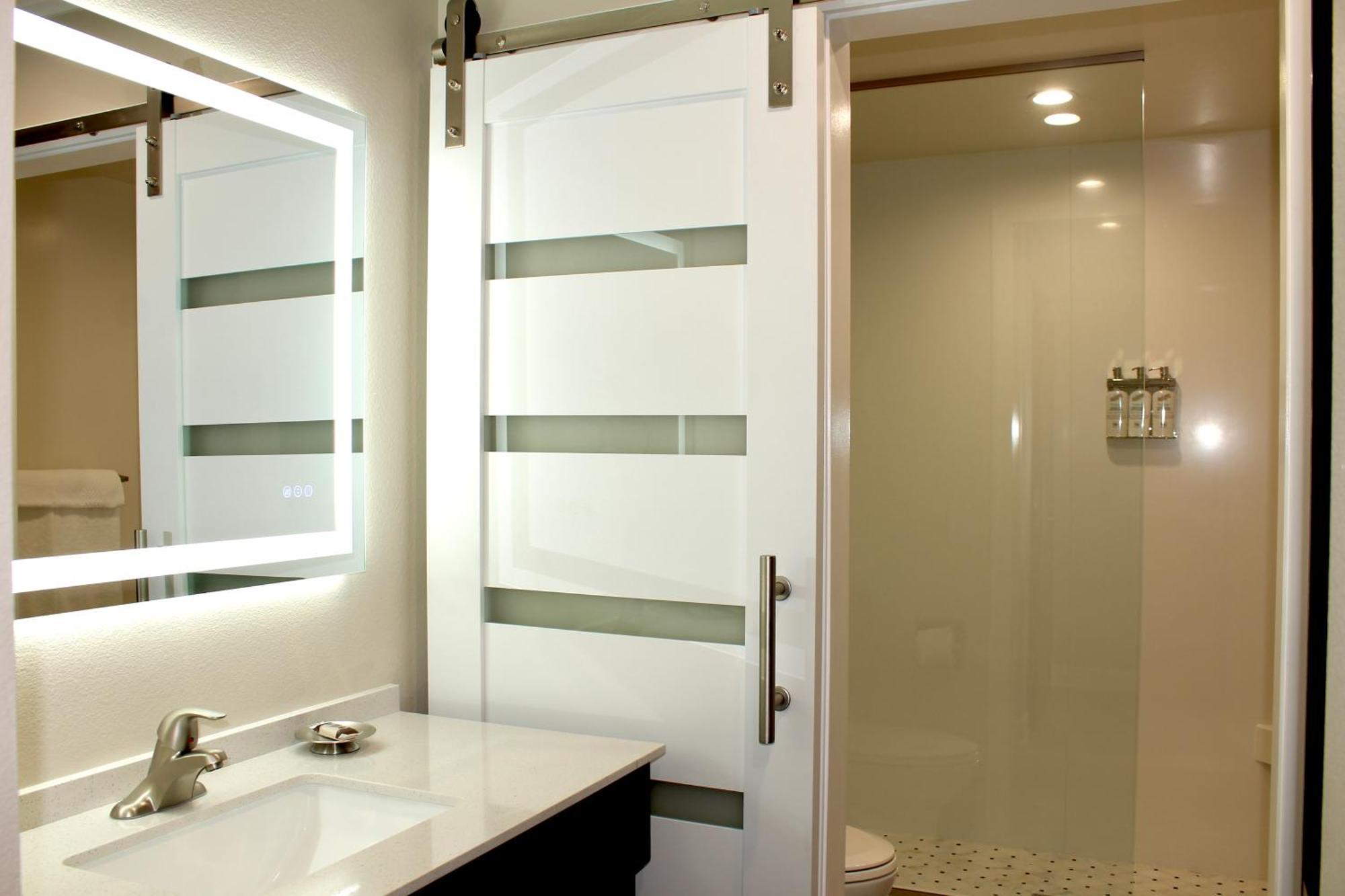 King Room - Non-Smoking,1742848604:JPEG