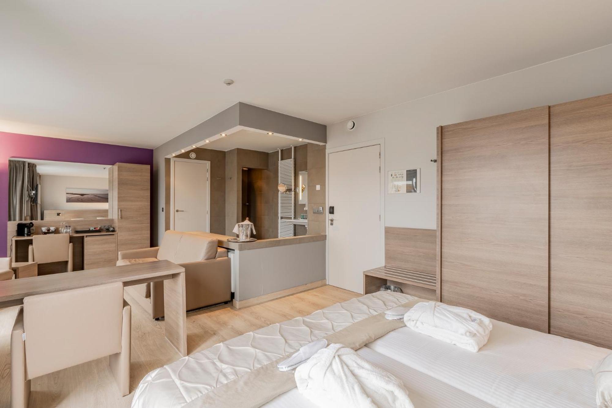 Penthouse Executive Suite Terrace
