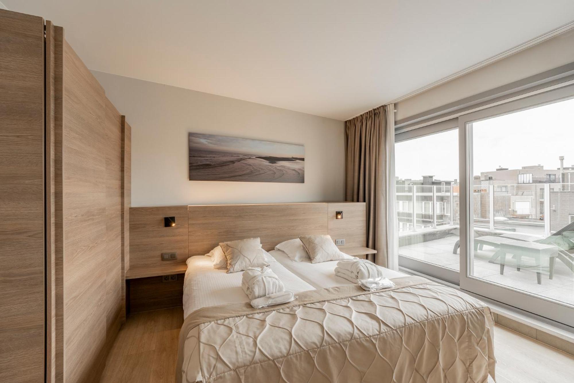 Penthouse Executive Suite Terrace