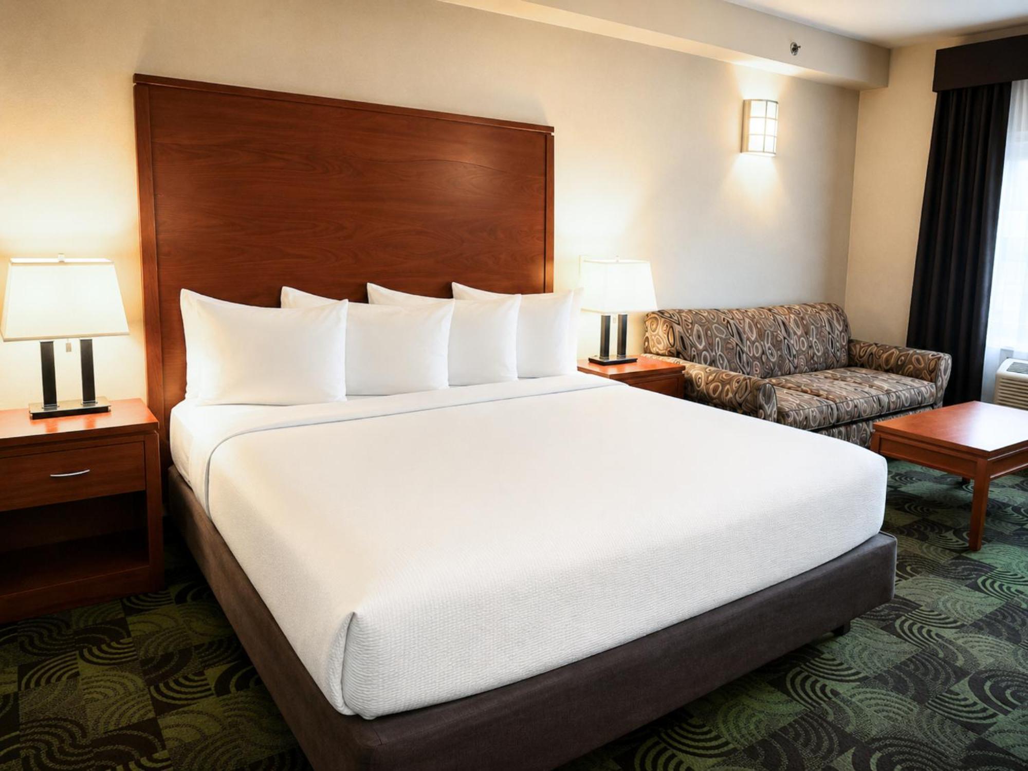 Standard King Room