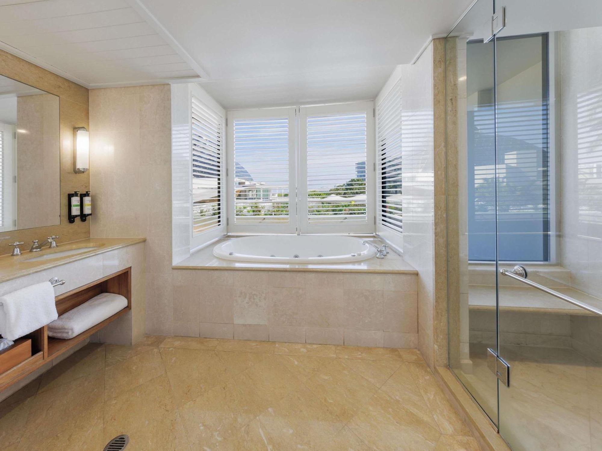 Junior King Suite City View Double Spa one drink voucher