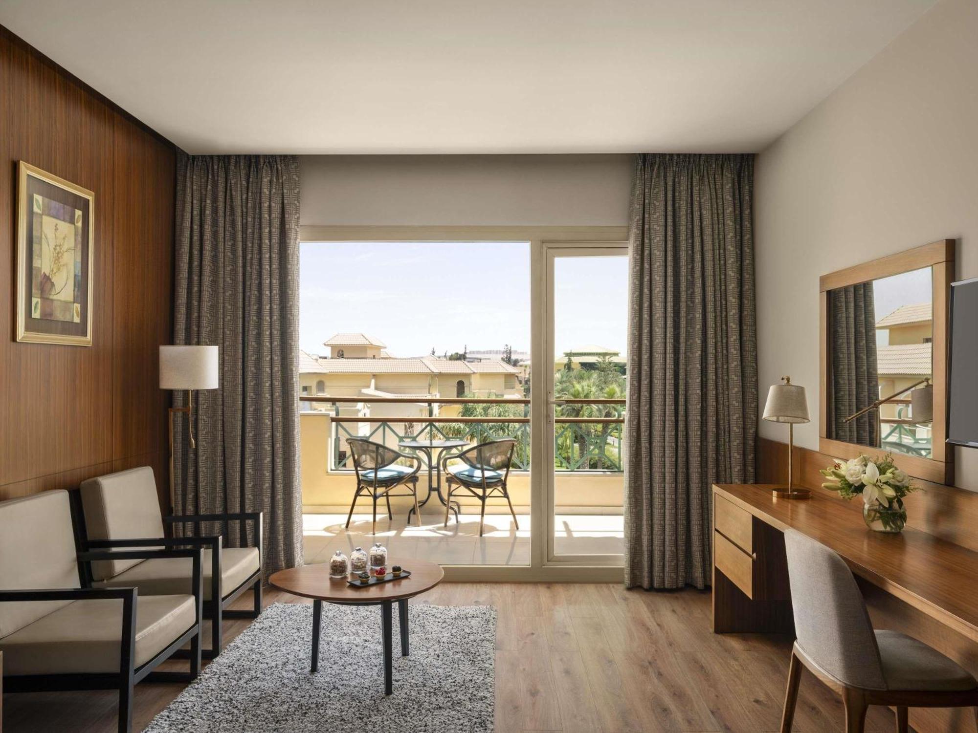 Executive Suite City View