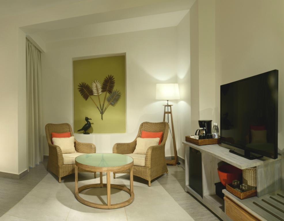 Privileged Deluxe Junior Suite,706023787:JPEG