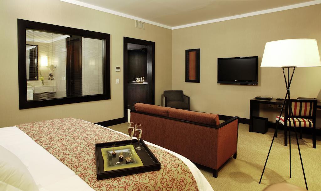 Twin Room with Pool View
