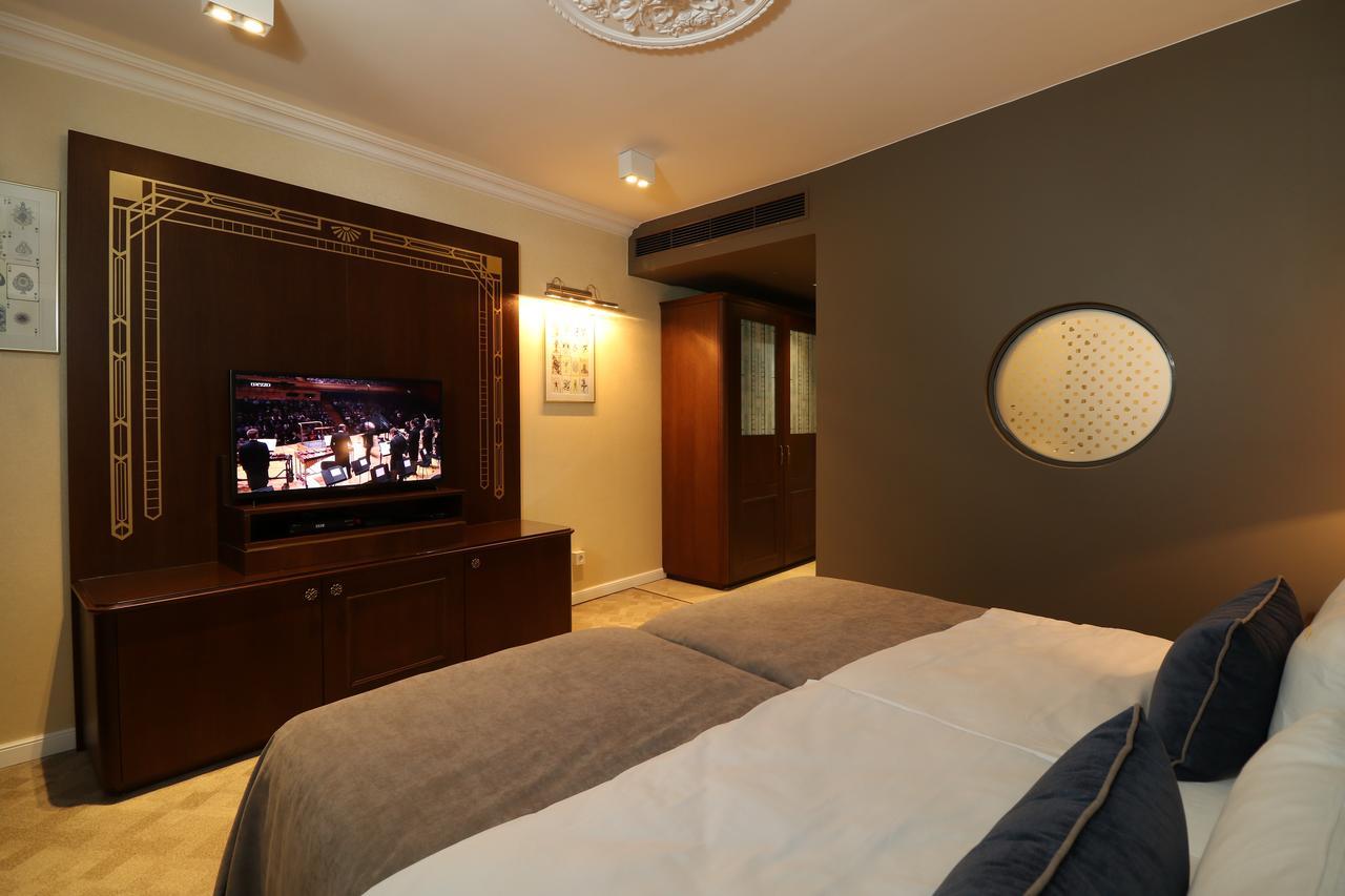 Standard Apartment
