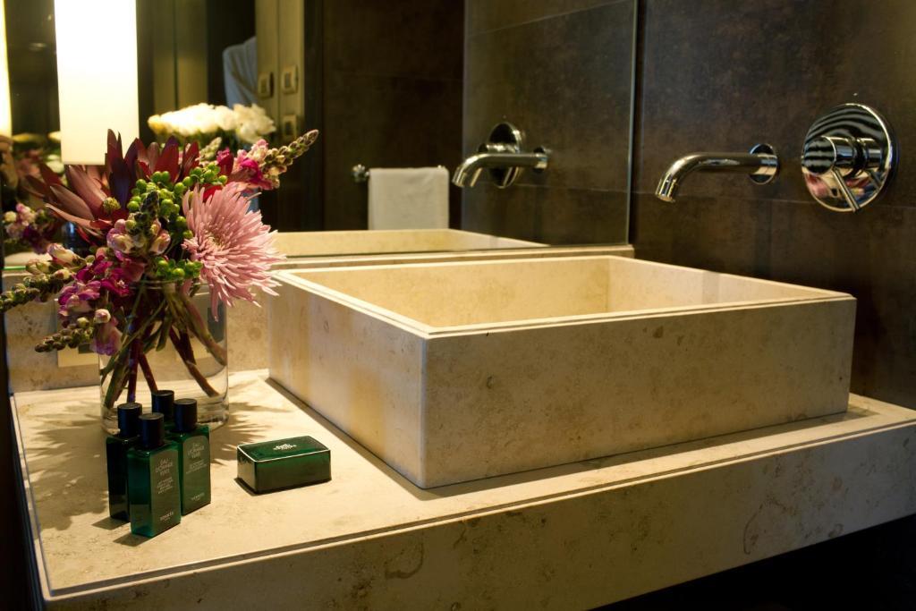 Deluxe Queen Room,67230995:JPEG