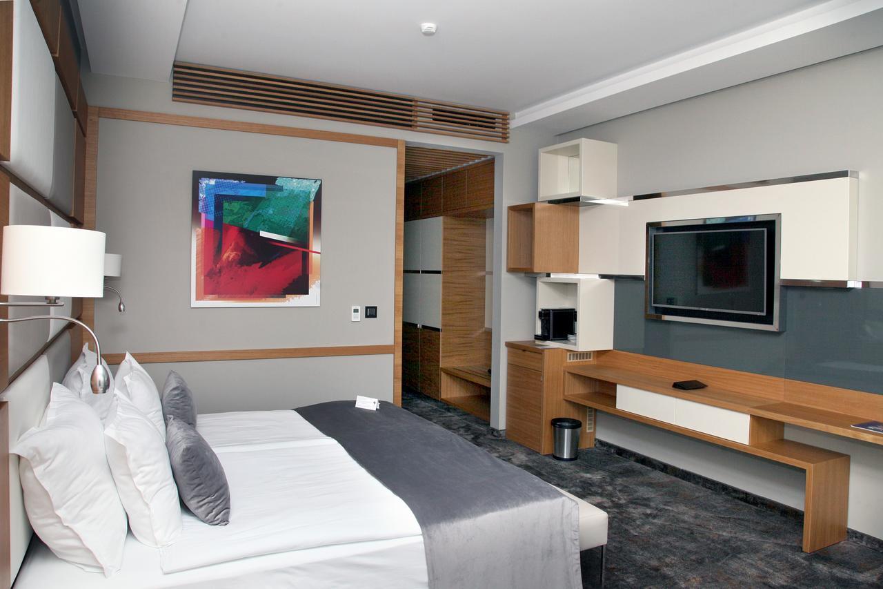 Deluxe Çift Kişilik Oda